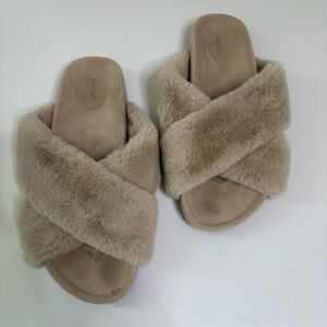 Birdies "The Robin" Faux Fur Slipper Size 7